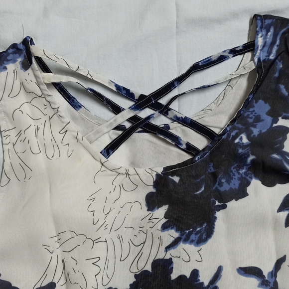 Belle Fille Creme Blue Maxi Dress - Picture 8 of 12